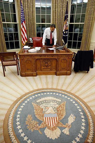 File:Barack Obama at Resolute Desk 2009.jpg