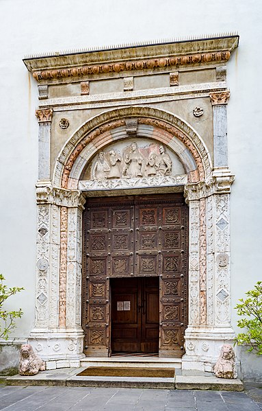 File:Basilica di Santa Maria delle Grazie portale Brescia.jpg