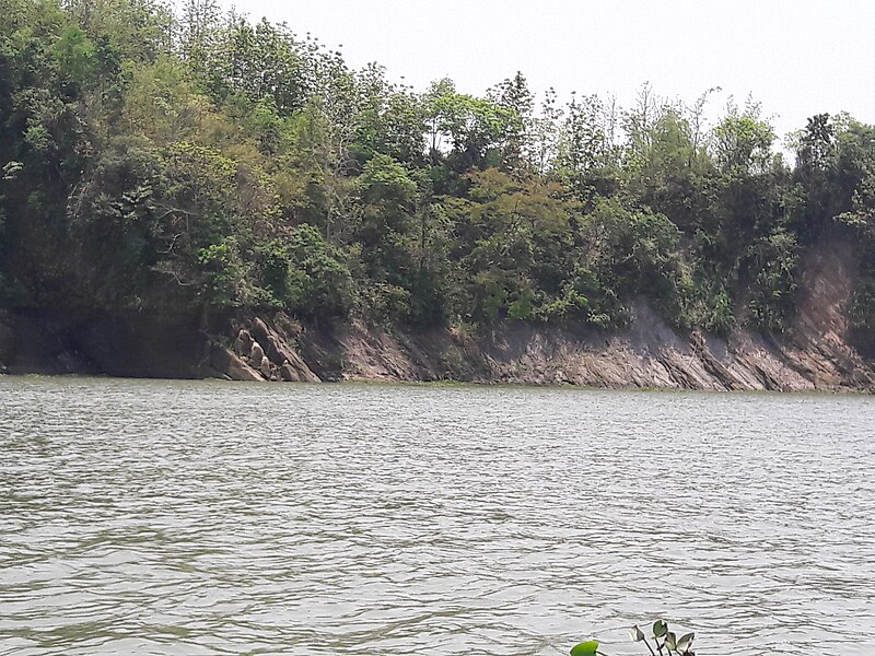 File:Beauty of Kaptai Lake.jpg