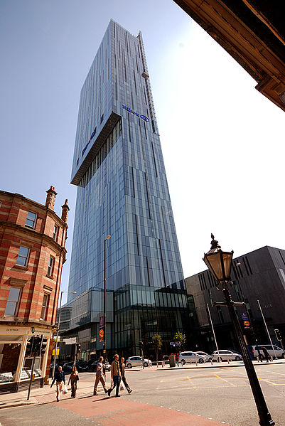 The Beetham Tower, Manchester (2006) built by Carillion