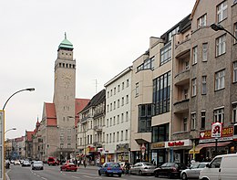 Berlin-Neukölln, vue sur la ville hall.JPG