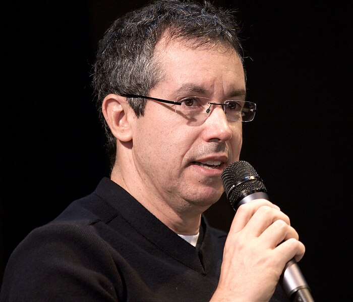 File:Bernardo Carvalho 20100329 Salon du livre de Paris 1.jpg