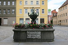 Erdachsenbrunnen auf dem Marktplatz