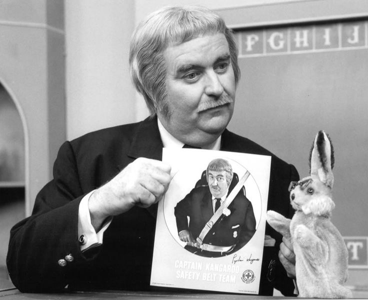 File:Bob Keeshan Captain Kangaroo 1970.JPG