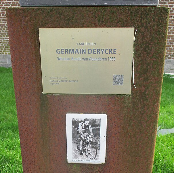 File:Bordjes - Monument Germain Derycke - Bellegem.jpg