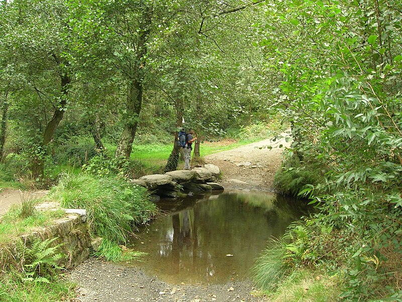 File:Bridge over Catasol river in Melide.jpg