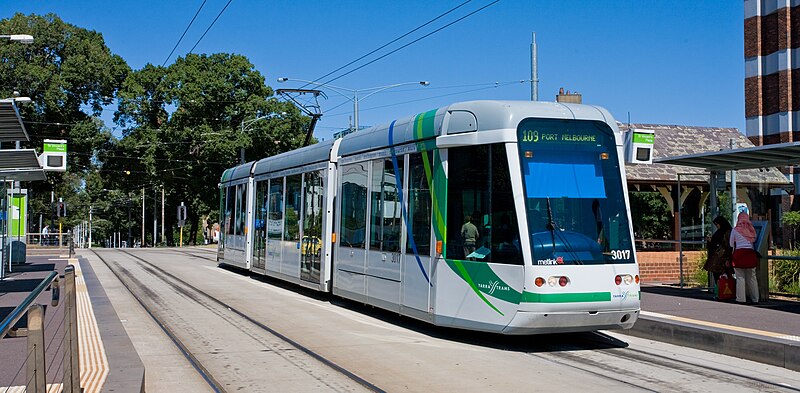 ファイル:C Class Tram, Melbourne - Jan 2008.jpg