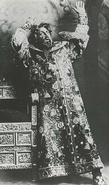 File:Chaliapin as Boris Godunov 02.jpg