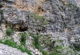 Entrée de la grotte des Chamois.