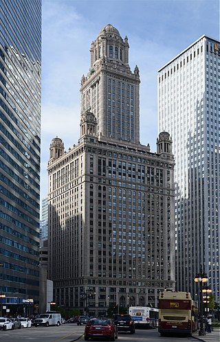 <span class="mw-page-title-main">35 East Wacker</span> Commercial offices in Chicago, Illinois