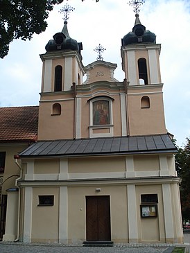 Iglesia de la Santa Cruz (fachada principal)