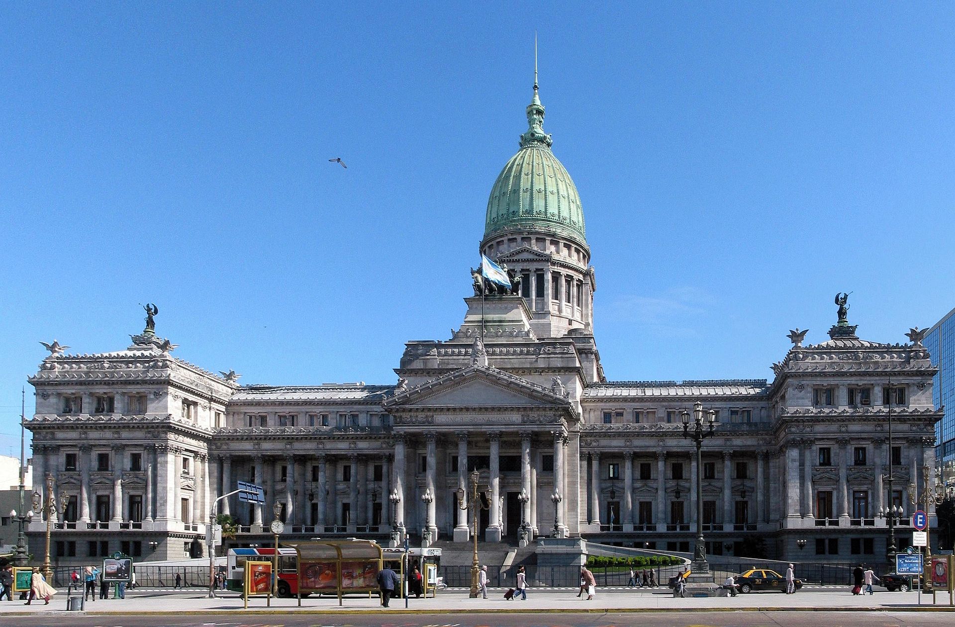 [MFN] 9 Juillet : Oid, Mortales 1920px-Congreso_Nacional_Buenos_Aires