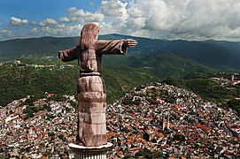 Vista de Taxco desde el cristo.