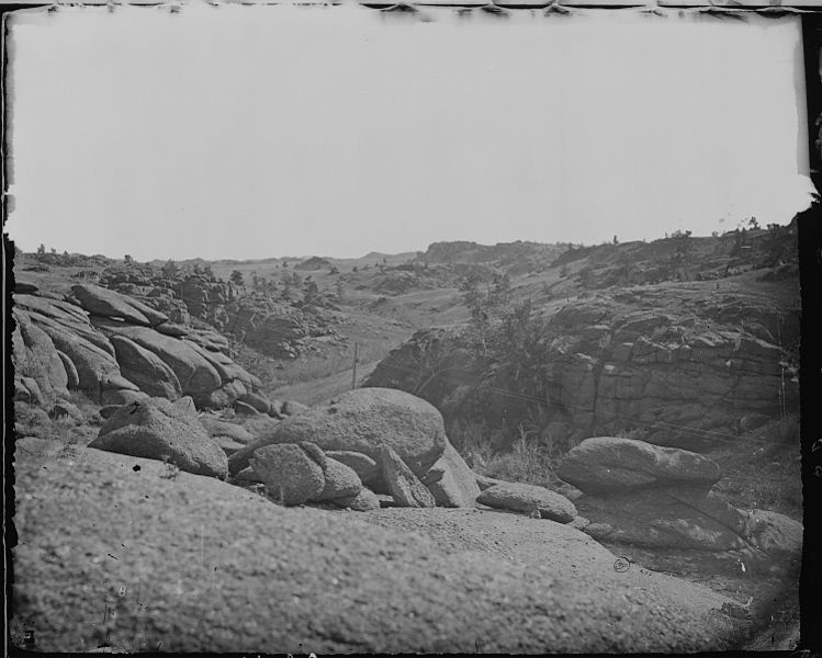 File:Dale Creek Canyon, West Cheyenne. Albany County, Wyoming - NARA - 516614.jpg