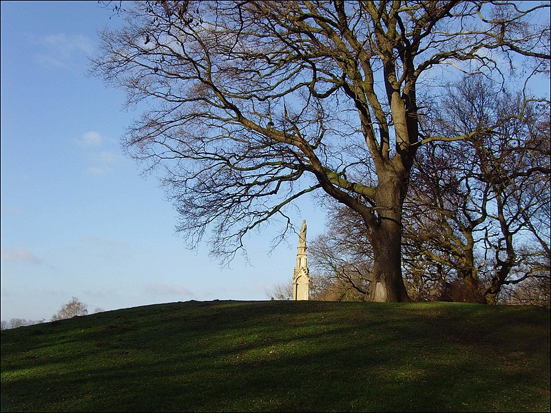 File:Denkmal am Exerzierplatz - panoramio.jpg