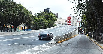 Elevado Los Dos Caminos