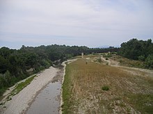 L'Ouvèze sur la commune de Jonquières.