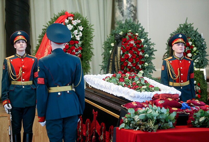 File:Farewell to Zhores Alfyorov (07).jpg