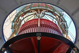 Lentille de Fresnel de premier ordre au phare de Point Reyes après restauration achevée en 2019.