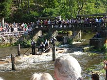 Außerhalb der Dreharbeiten entstandene Aufnahme vom Drehort Monhardter Wasserstube an der Nagold in Altensteig