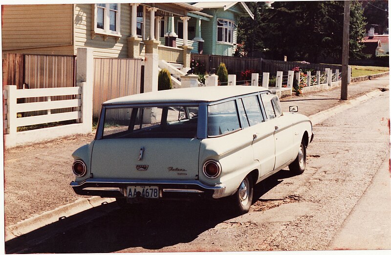 File:Ford Falcon XK Station Wagon 1960-62 (Australia) (16590622260).jpg