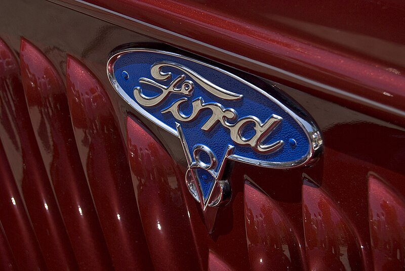 File:Ford V8 (7445129638).jpg