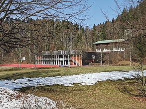 Schloss Hohenburg — Sportanlage