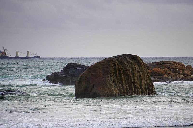 File:Gallestones - panoramio (4).jpg