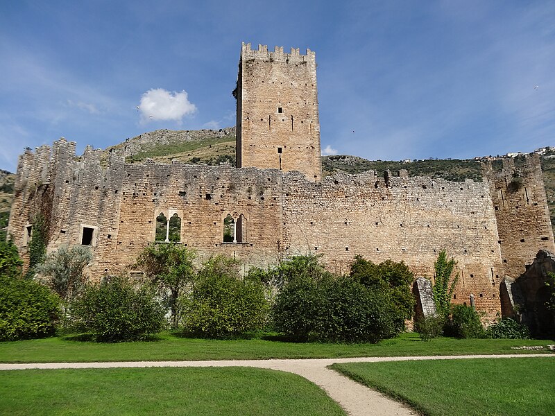 File:Garden of Ninfa castle.JPG