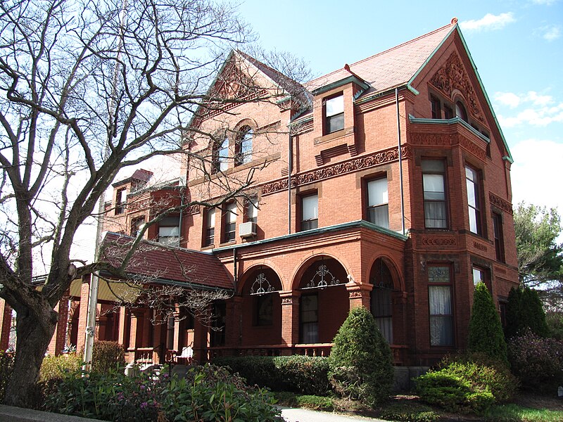 File:Gardner J. Kingman House, Brockton MA.jpg