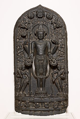 Vishnu with the Goddesses Lakshmi and Sarasvati (playing Ālāpiṇī vīṇā), 9th-12th century C.E., found at Bangladesh, now at the Chicago Art Institute.