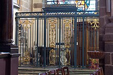 Français : Grille de la chapelle baptismale.