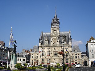 העירייה וכיכר העירייה