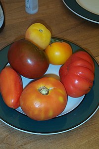 Heirloom tomatoes.jpg