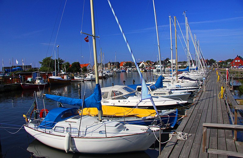 File:Helsingborg 2012-08-19 (8130192849).jpg