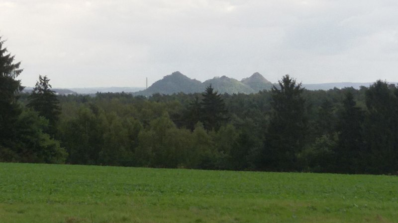 File:Hostenbacher Alpen - panoramio.jpg