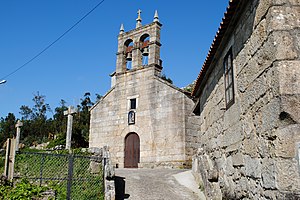 Igrexa de San Mamede de Pedornes, Oia.JPG