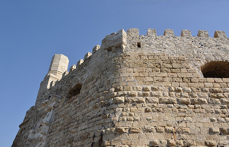 File:Iraklion fort R01.jpg