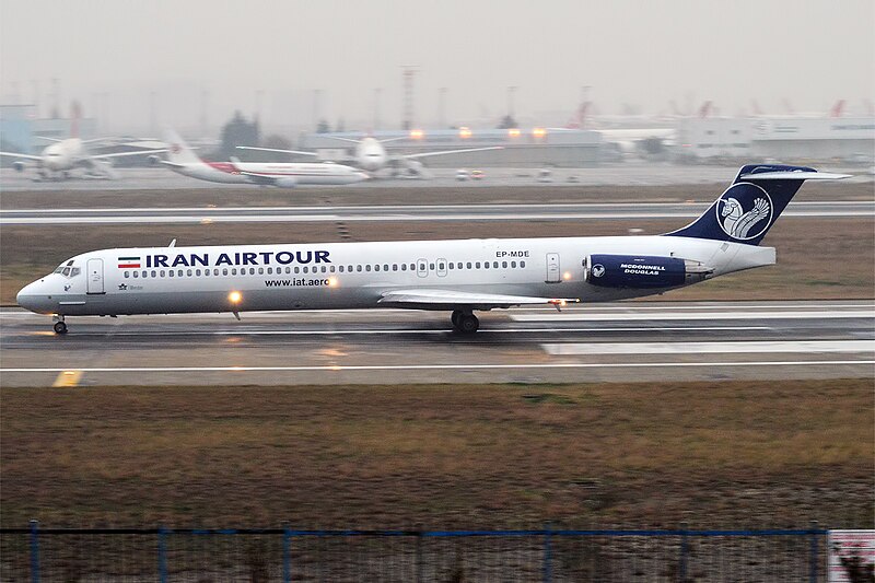 File:Iran Airtour, EP-MDE, McDonnell Douglas MD-82 (39055988355).jpg