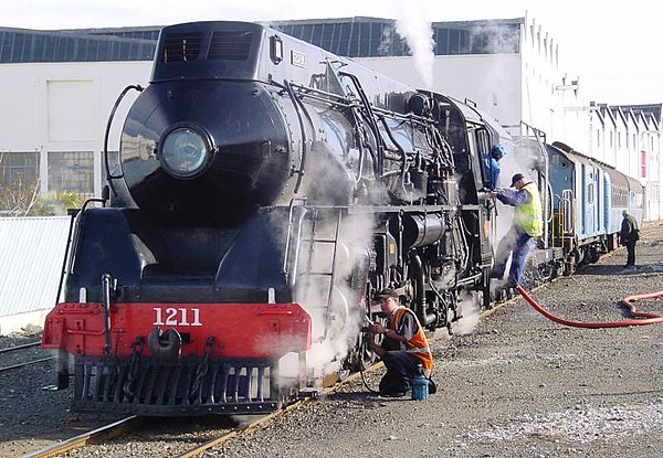 J 1211 being serviced before departure from Napier in 2002.