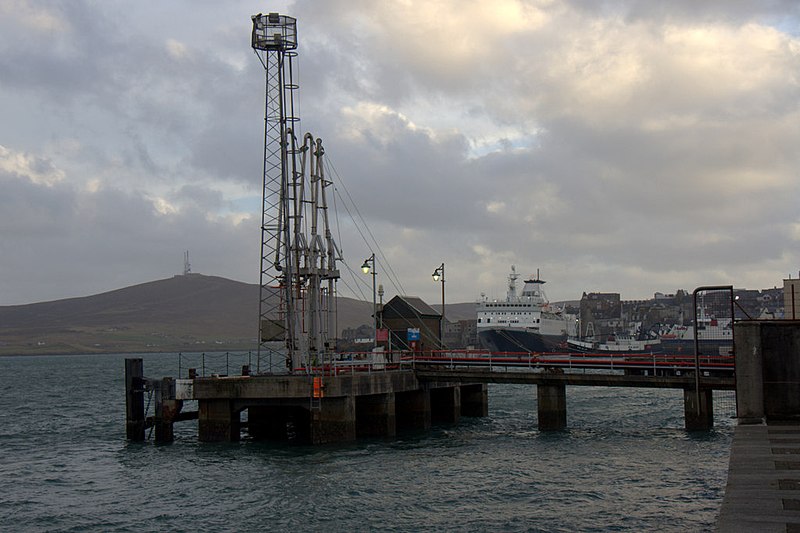 File:Jetty at North Ness, Lerwick - geograph.org.uk - 3835865.jpg