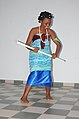 Jeune Femme dansant sur une musique traditionnelle du Bénin 30