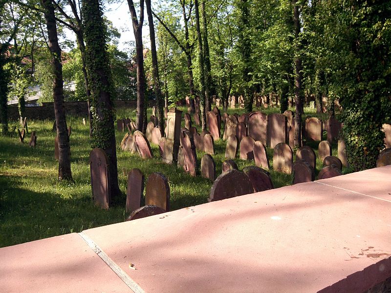 File:Jewish Cemetery Wiesloch.jpg