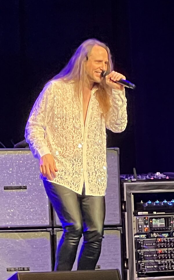 Davison performing in 2023 at the MGM National Harbor in Maryland