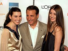 At the 2009 Tribeca Film Festival with Julianna Margulies (left) and his daughter Dominik García-Lorido
