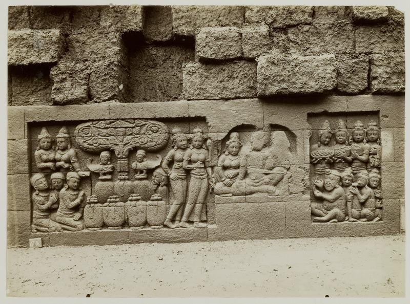 File:KITLV 28002 - Kassian Céphas - Relief of the hidden base of Borobudur - 1890-1891.tif
