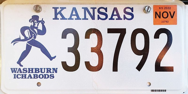 File:Kansas License Plate Washburn Flat 2022 - Photo Credits to Kyle Eilts.jpg