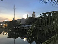 Khlong in Khlong Toei District 4.jpg