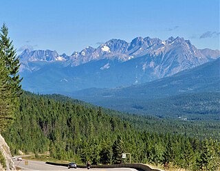 <span class="mw-page-title-main">Vermilion Range (British Columbia)</span> Mountain range in British Columbia, Canada