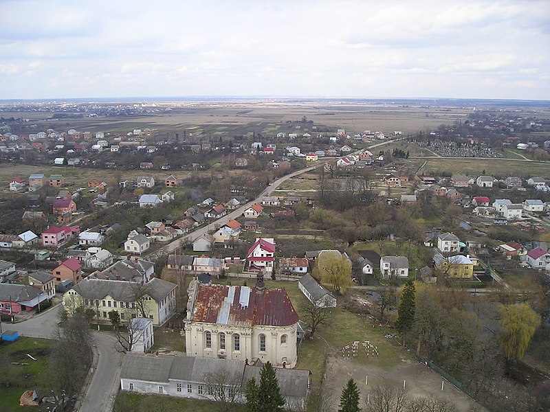File:Kosciol Komarno 2 - panoramio.jpg